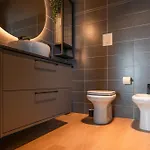 Skyline House - Free Parking & Terrace Lejlighed *