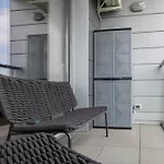 Skyline House - Free Parking & Terrace Lejlighed *
