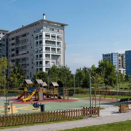 Skyline House - Free Parking & Terrace Lejlighed