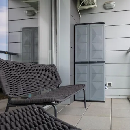 Skyline House - Free Parking & Terrace Apartman *